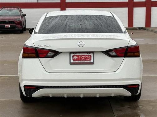 2022 Nissan Altima S FWD