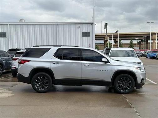 2021 Chevrolet Traverse RS