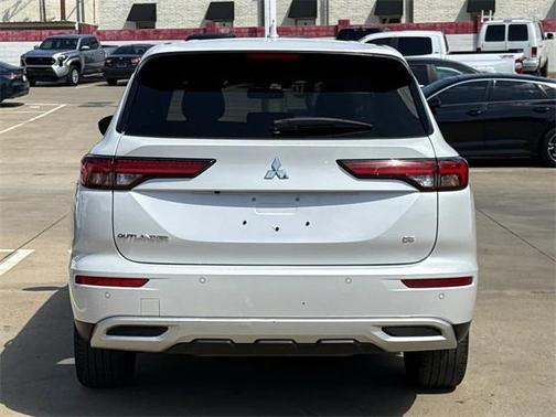 2023 Mitsubishi Outlander SE 2.5 2WD