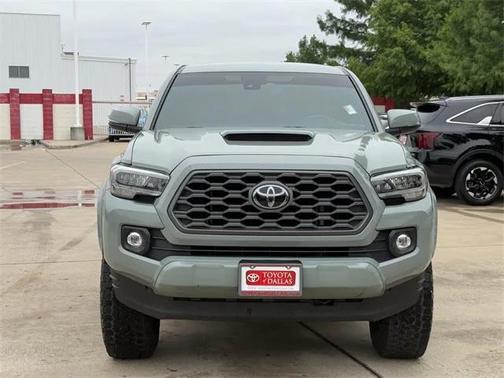 2022 Toyota Tacoma TRD Sport