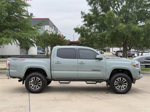 2022 Toyota Tacoma TRD Sport