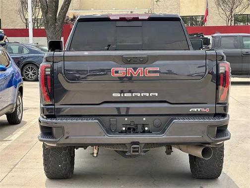 2024 GMC Sierra 2500 AT4