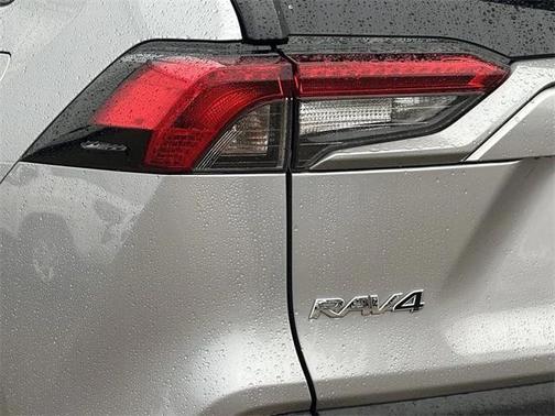2020 Toyota RAV4 Limited