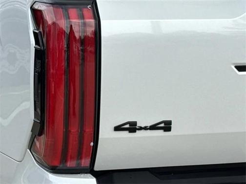 2023 Toyota Tundra Hybrid Platinum