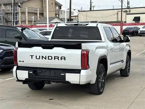 2023 Toyota Tundra Hybrid Platinum