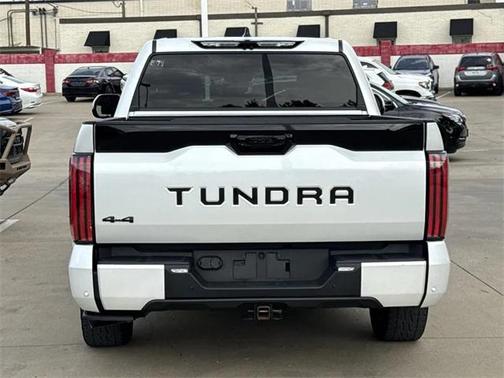 2023 Toyota Tundra Hybrid Platinum