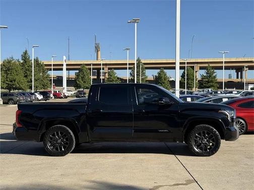 2024 Toyota Tundra Platinum