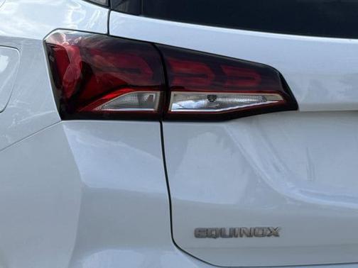 Summit White 2022 Chevrolet Equinox 1LT