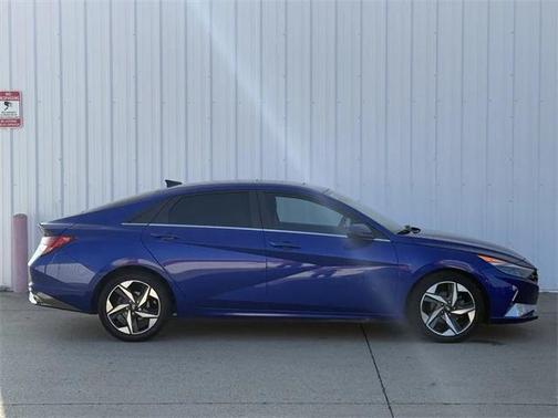 2021 Hyundai ELANTRA Limited