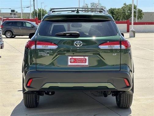 2025 Toyota Corolla Cross LE