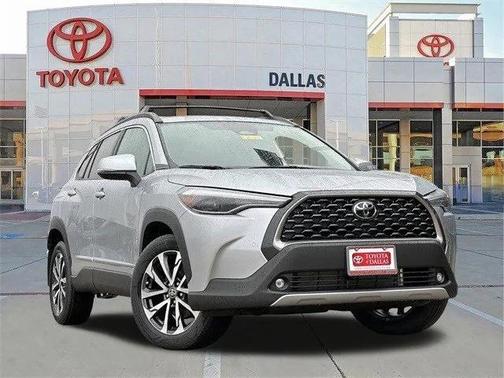 2025 Toyota Corolla Cross XLE