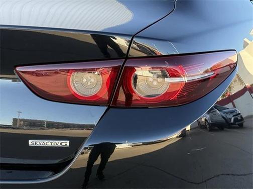 2019 Mazda Mazda3 FWD w/Premium Package