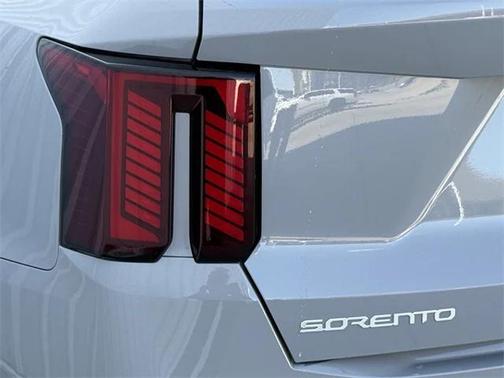 2025 Kia Sorento SX