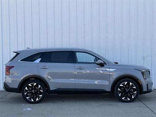 2025 Kia Sorento SX