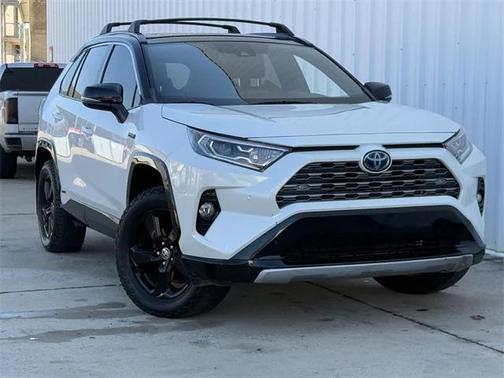 2021 Toyota RAV4 Hybrid SE