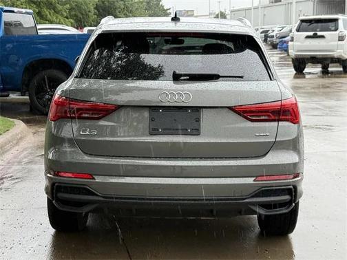 2023 Audi Q3 Premium 45 TFSI S line quattro Tiptronic