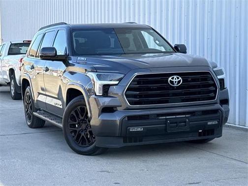 2023 Toyota Sequoia SR5