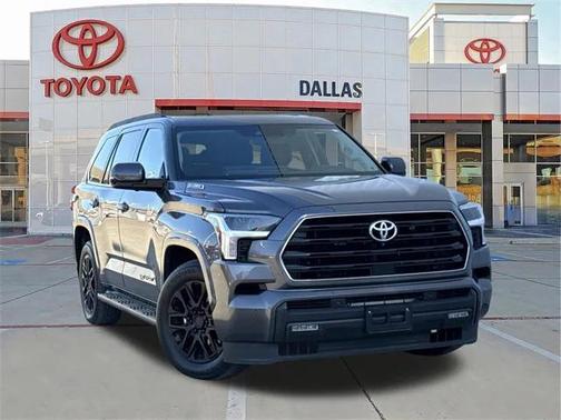 2023 Toyota Sequoia SR5
