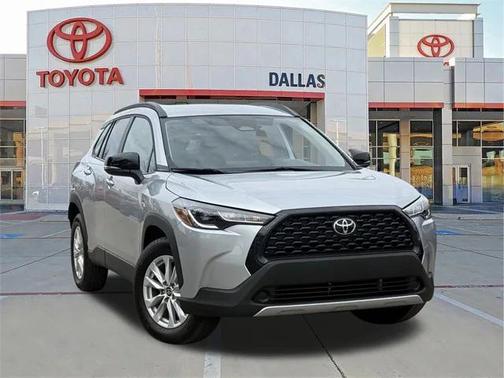 2025 Toyota Corolla Cross LE