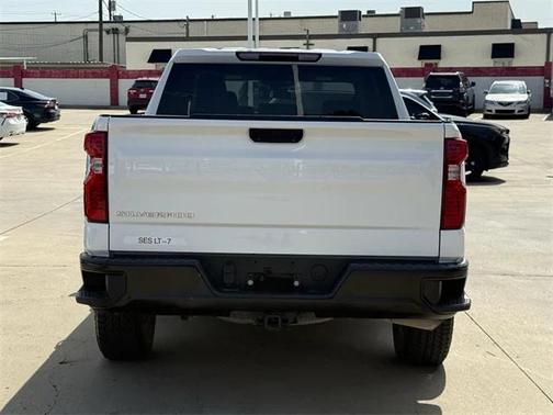 2022 RAM 2500 Tradesman Regular Cab 4x2 8' Box