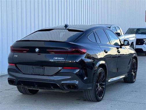 2020 BMW X6 M50i