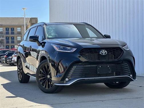 2023 Toyota Highlander XSE