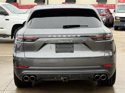 2019 Porsche Cayenne S