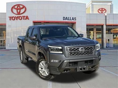 2022 Nissan Frontier SV