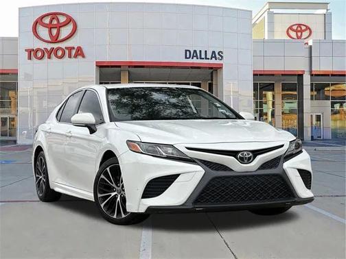 2019 Toyota Camry SE