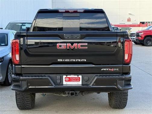 2024 GMC Sierra 1500 AT4X