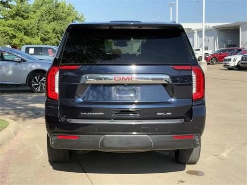 2023 GMC Yukon XL SLE