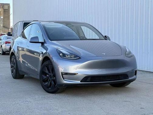 2024 Tesla Model Y Long Range Dual Motor All-Wheel Drive
