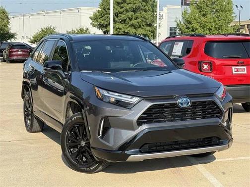 2024 Toyota RAV4 Hybrid SE