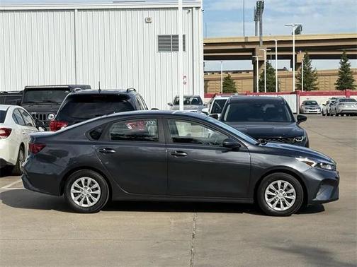 2024 Kia Forte LX