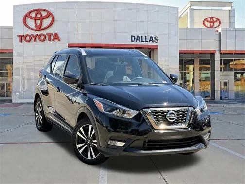 2019 Nissan Kicks SR