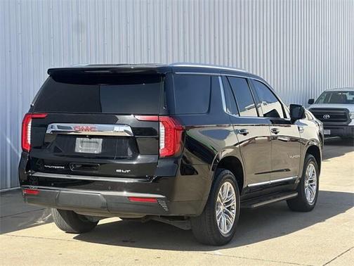 2022 GMC Yukon SLT
