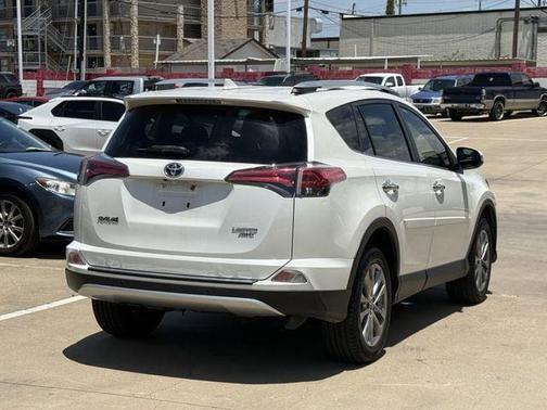 Blizzard Pearl 2016 Toyota RAV4 Limited