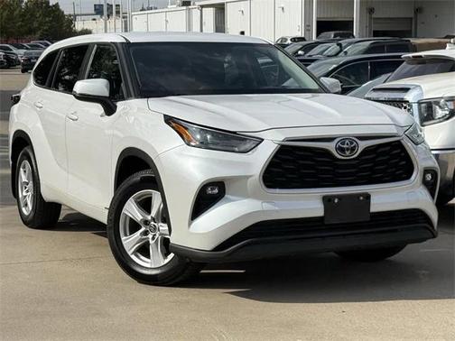 2023 Toyota Highlander Hybrid LE