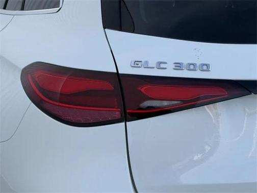 2024 Mercedes-Benz GLC 300 Base