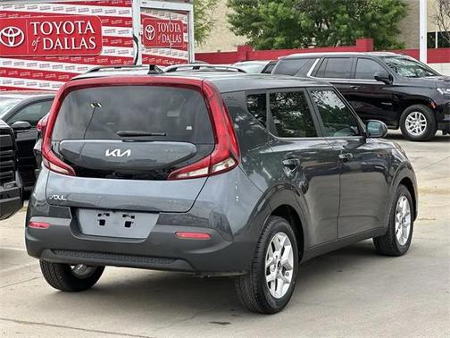 2022 Kia Soul LX