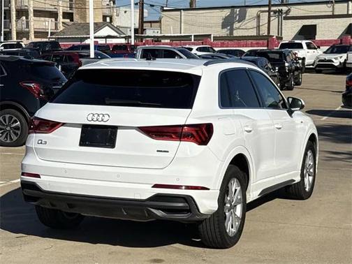 2023 Audi Q3 Premium