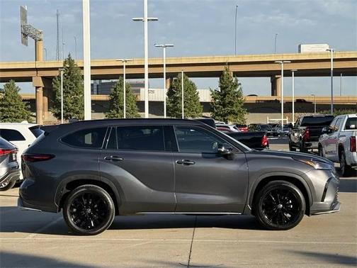 2024 Toyota Highlander XSE