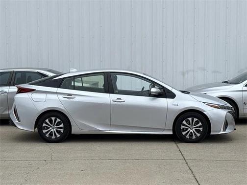 2022 Toyota Prius Prime XLE