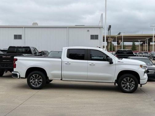 Summit White 2022 Chevrolet Silverado 1500 RST