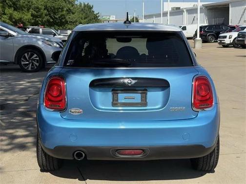 2016 MINI Hardtop Cooper