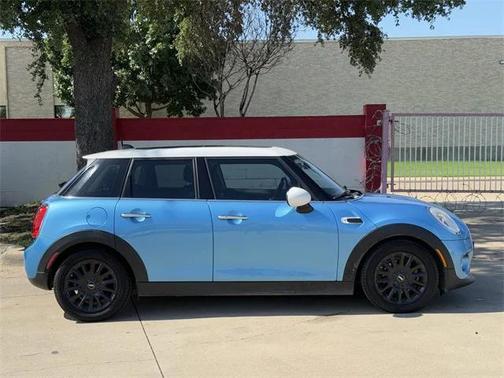 2016 MINI Hardtop Cooper