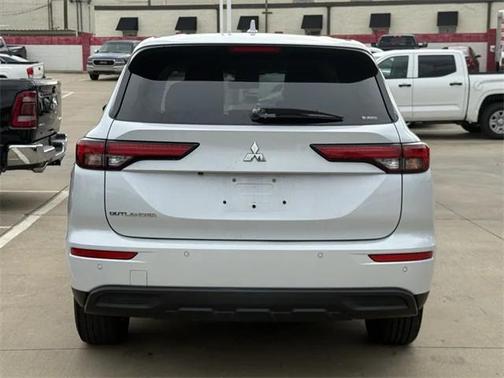 2023 Mitsubishi Outlander ES 2.5 S-AWC