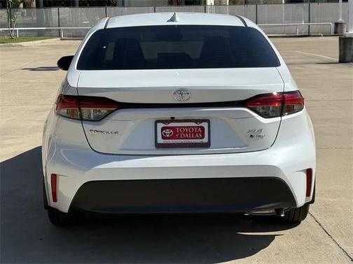 2026 Toyota Corolla Hybrid XLE