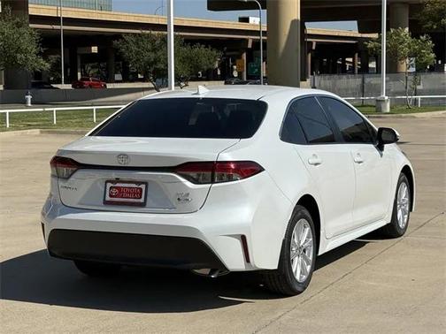 2026 Toyota Corolla Hybrid XLE