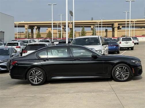 2022 BMW 750 i xDrive